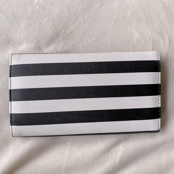Kut from the Kloth Black and White Striped Wallet - Picture 10 of 10